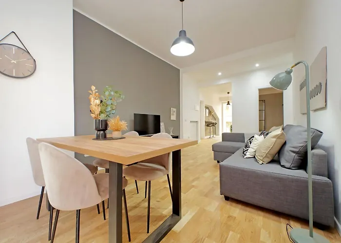 Domus Parisi By Domus Dimore Апартаменты Рим