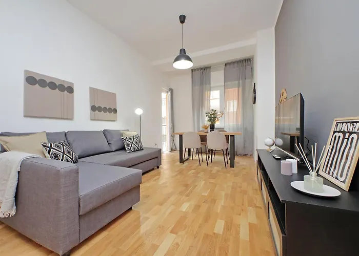 Domus Parisi By Domus Dimore Апартаменты Рим