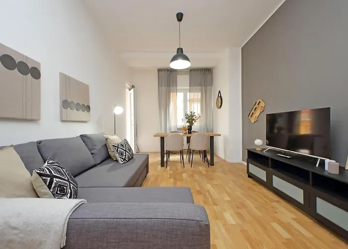 Domus Parisi By Domus Dimore *