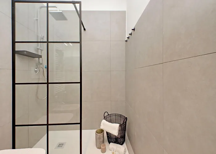 Domus Parisi By Domus Dimore *