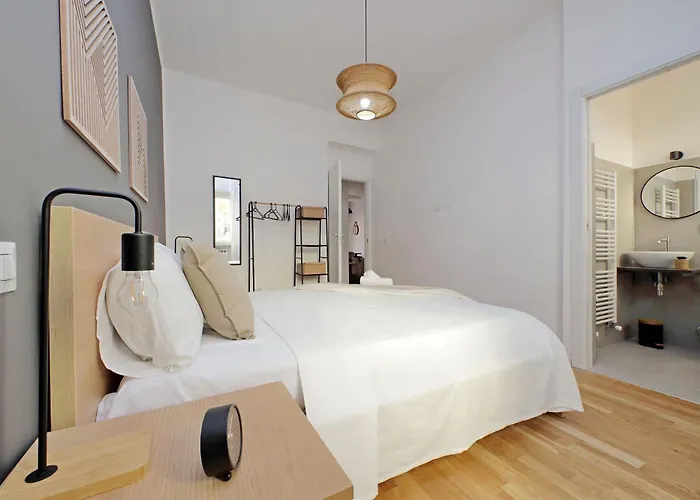 Domus Parisi By Domus Dimore *
